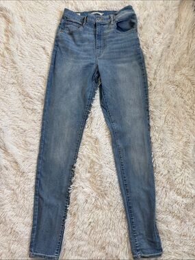Levi's Women's Mile High Super Skinny Stretch Jeans Light Blue Wash